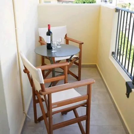By The Sea Apartment *